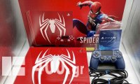 Ολοκαίνουργιο Οικιακή κονσόλα PS4 Sony PlayStation 4 Pro 1TB Marvel Spider-Man Limited Edition.